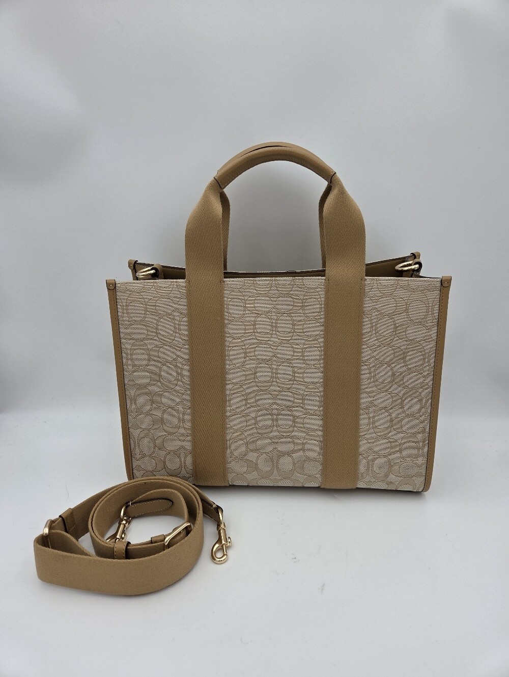 Coach Womens Smith Tote Classic Work Bag In Signature Jacquard Khaki/Multi CY367
